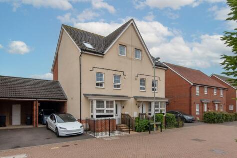 Quicksilver Street, Worthing, BN13