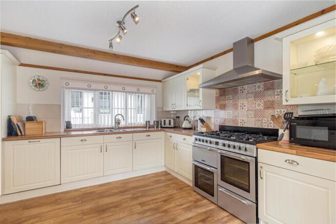 Kitchen-2.jpg