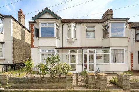 Queenswood Avenue, Walthamstow, London, E17