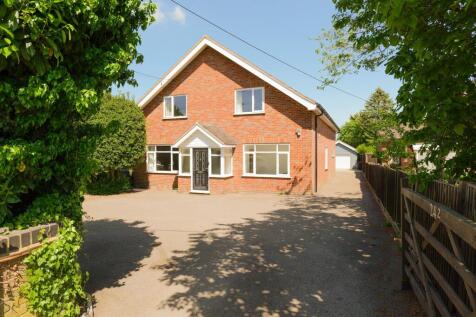 Wendover Road, Weston Turville, HP22