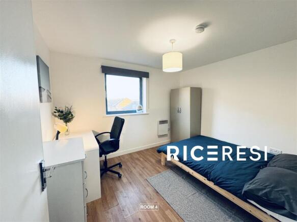 Room 4