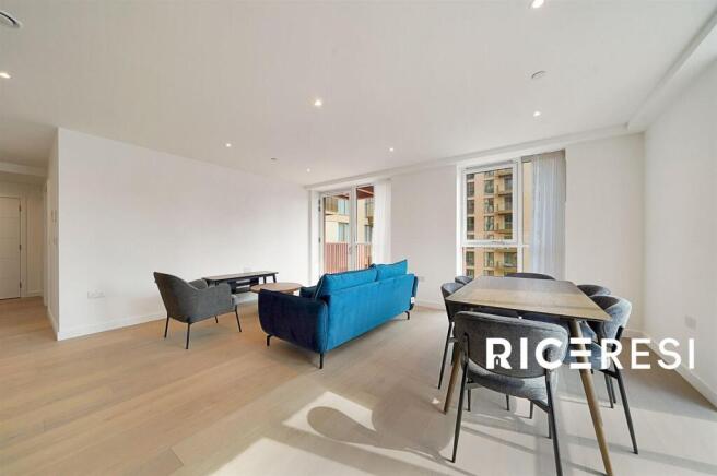 Reception/Kitchen