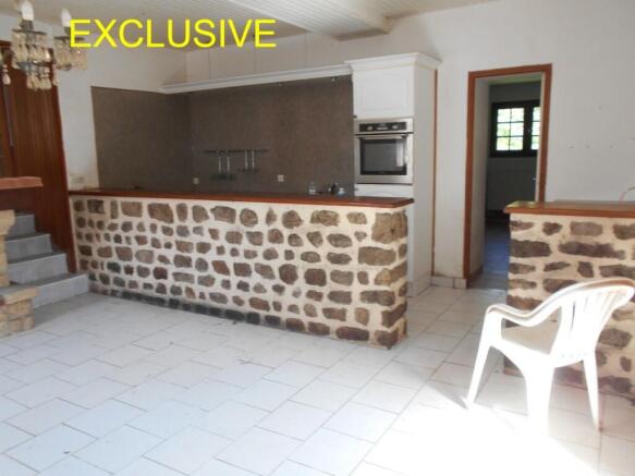 Kitchen dining area
