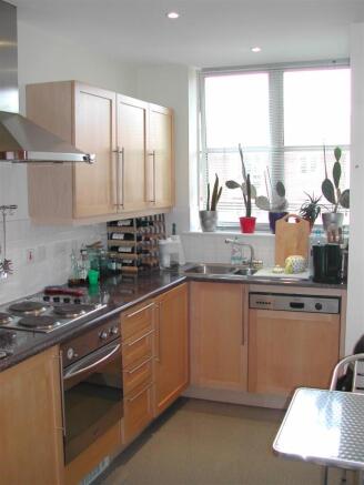 CN311 kitchen.jpg