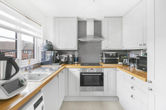 Melbourne Grove, London, SE22