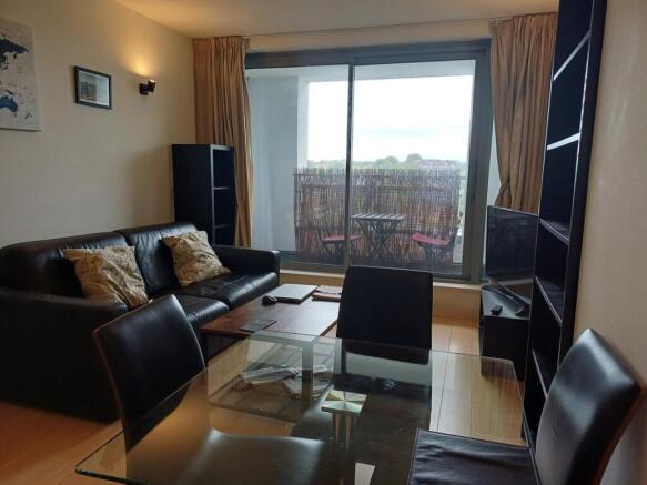 1 Bed Flat