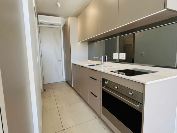 Russell Hill Rd, Purley CR8 2LD, UK