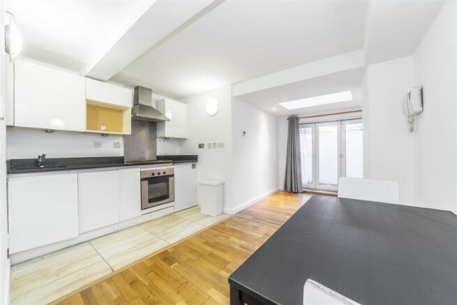 1 bedroom Apartment on Lee High Road