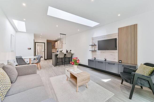 Laurie Grove, SE14