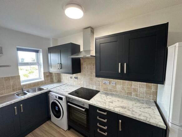 3 bed flat to rent Larkbere Rd, London SE26