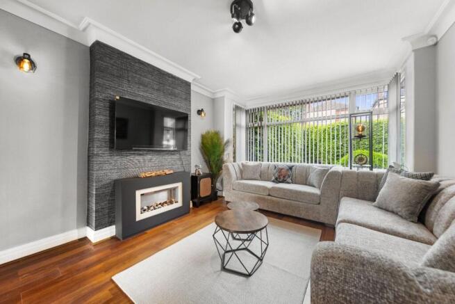 5 bed terraced house to rent Waddon Ct Rd, London