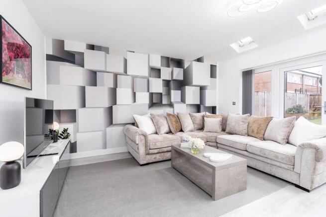 3 bed terraced house to rent Frith Rd, London CR0