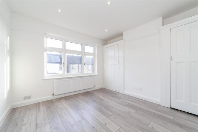 TvNI4bY8AEKsdeD0v-qviw