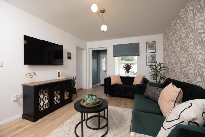 3 bed flat to rent Elderton Rd, London SE26