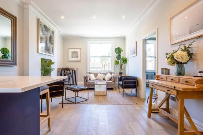 3 bedroom for 2 sharer's or a family - Devonport