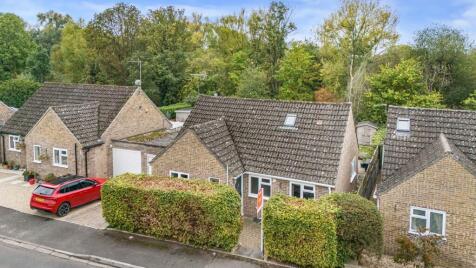 Lakeside, Fairford, GL7