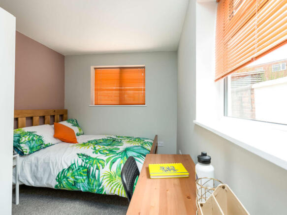 ROOM 2.jpg