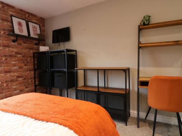 Ark Farmhouse Room 7 6.JPG