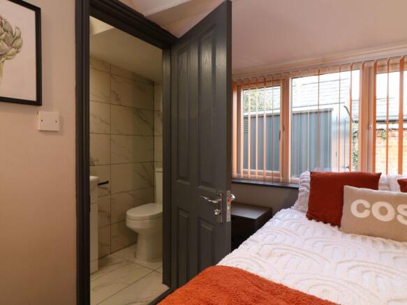 Ark Farmhouse Room 4 1.JPG