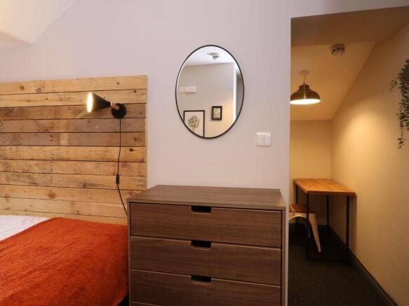 Ark Farmhouse Room 4 4.JPG