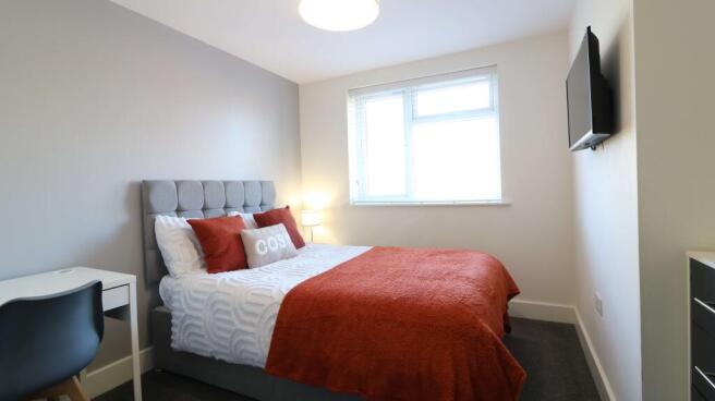 Croft Avenue Room 4 1.JPG