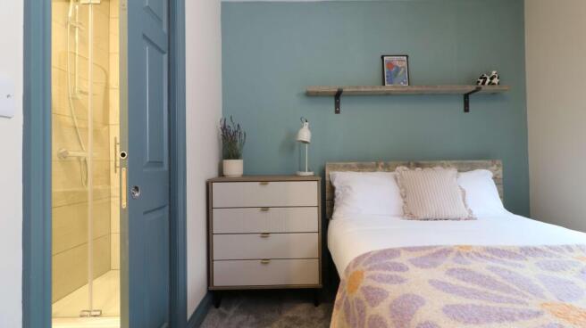 67 Masons Road Room 7 2.JPG