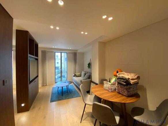Studio for rent in John Adam Street