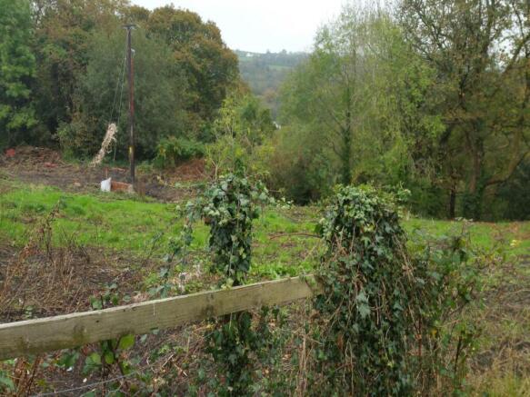 lAND 2 @