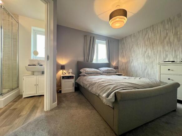 Master With Ensuite