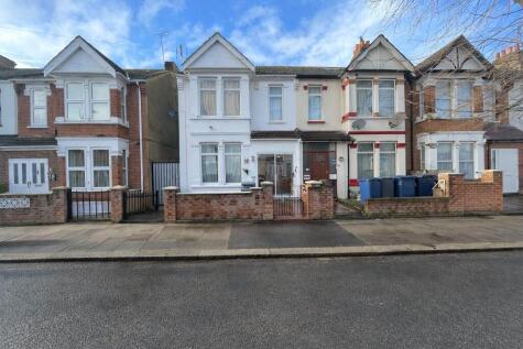 Abbotts Road, Southall, Greater London, UB1
