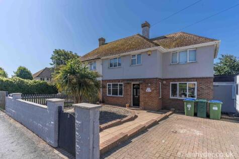 Grassmere Avenue, Telscombe Cliffs, East Sussex, BN10