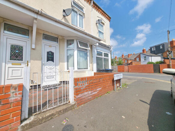 2 Bedroom End Terrace House