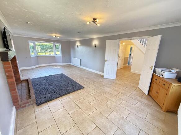 LIVING ROOM 2