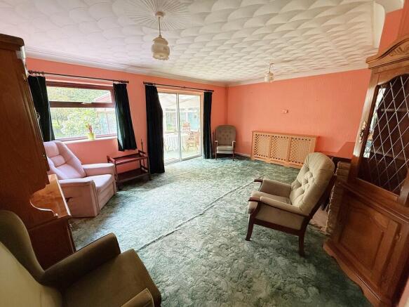 LIVING ROOM 2