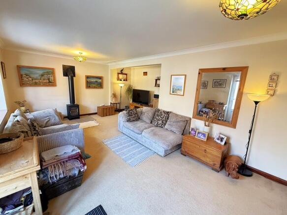 LIVING ROOM 1