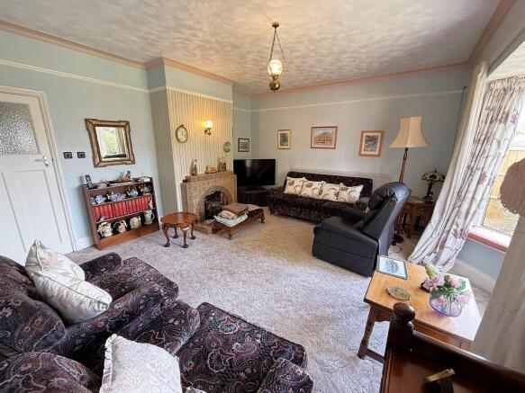 LIVING ROOM 2