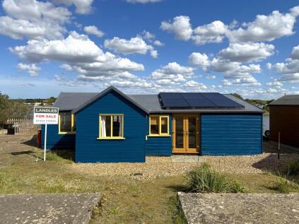Snettisham Beach - Holiday Chalet Overlooking Lake