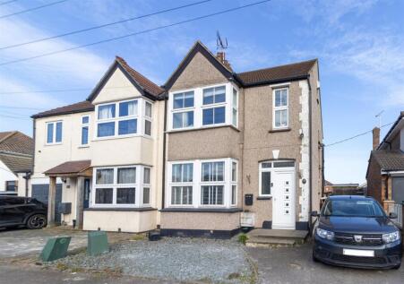 Western Road, Daws Heath