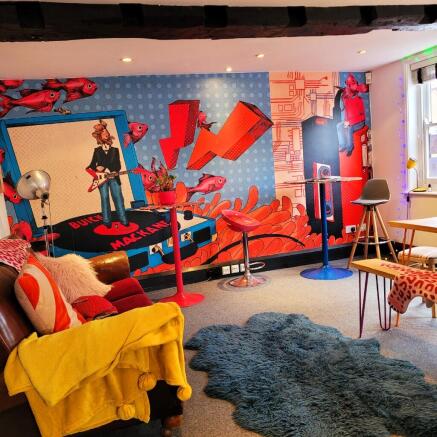 Communal Lounge
