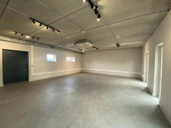 9adf7b06397f42eebdcd4891369d6684_Photo_1_large.j