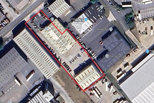 Parkers Yard red line.jpg