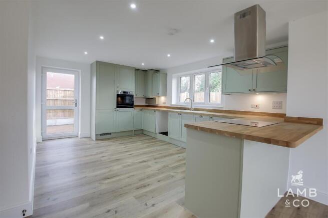 KITCHEN/DINER