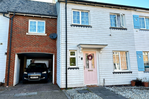 Orlestone View, TN26