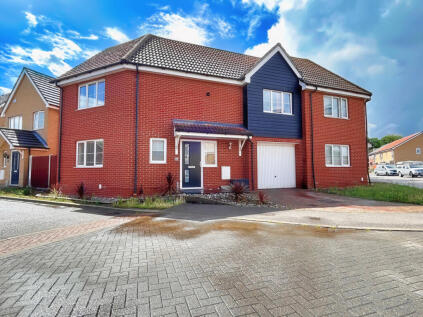 Williamsburg Avenue, Harwich, Essex, CO12