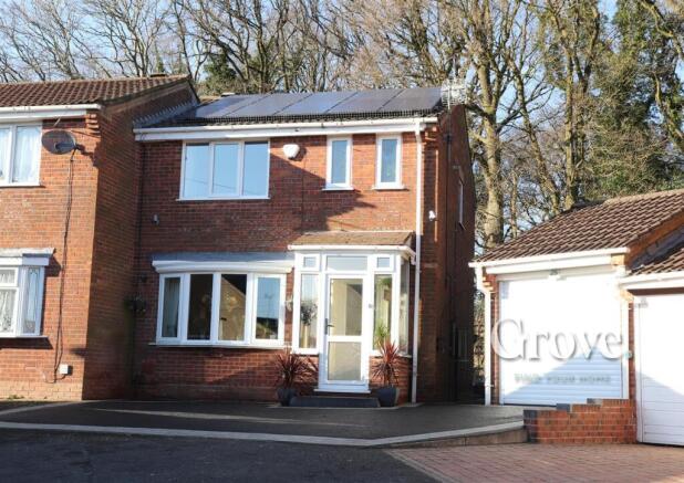 Heathy Farm Close Woodgate 2.jpg