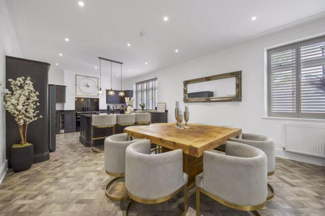 Dining-Area