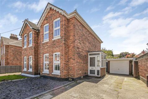 Malmesbury Park Road, Charminster, Bournemouth, BH8