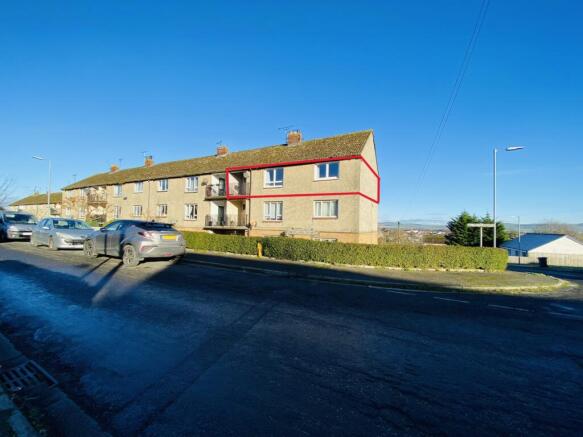 71 Barkerland Avenue, Dumfries, DG1 4HR - Braidwoo