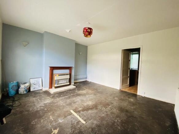 21 Priestlands Drive, Dumfries, DG2 7LQ - Braidwoo