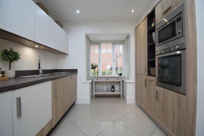 OPEN PLAN DINING KITCHEN
